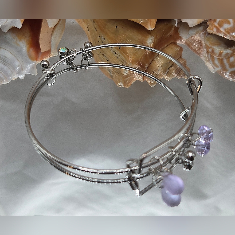 Elegant Handmade Stainless Steel Purple Water Drop Charm Bangle Bracelet